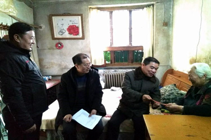 【“四进万家系列活动”】集团向导走访慰问组开展“进万家门、访万家情、解万家难、暖万家心”活动